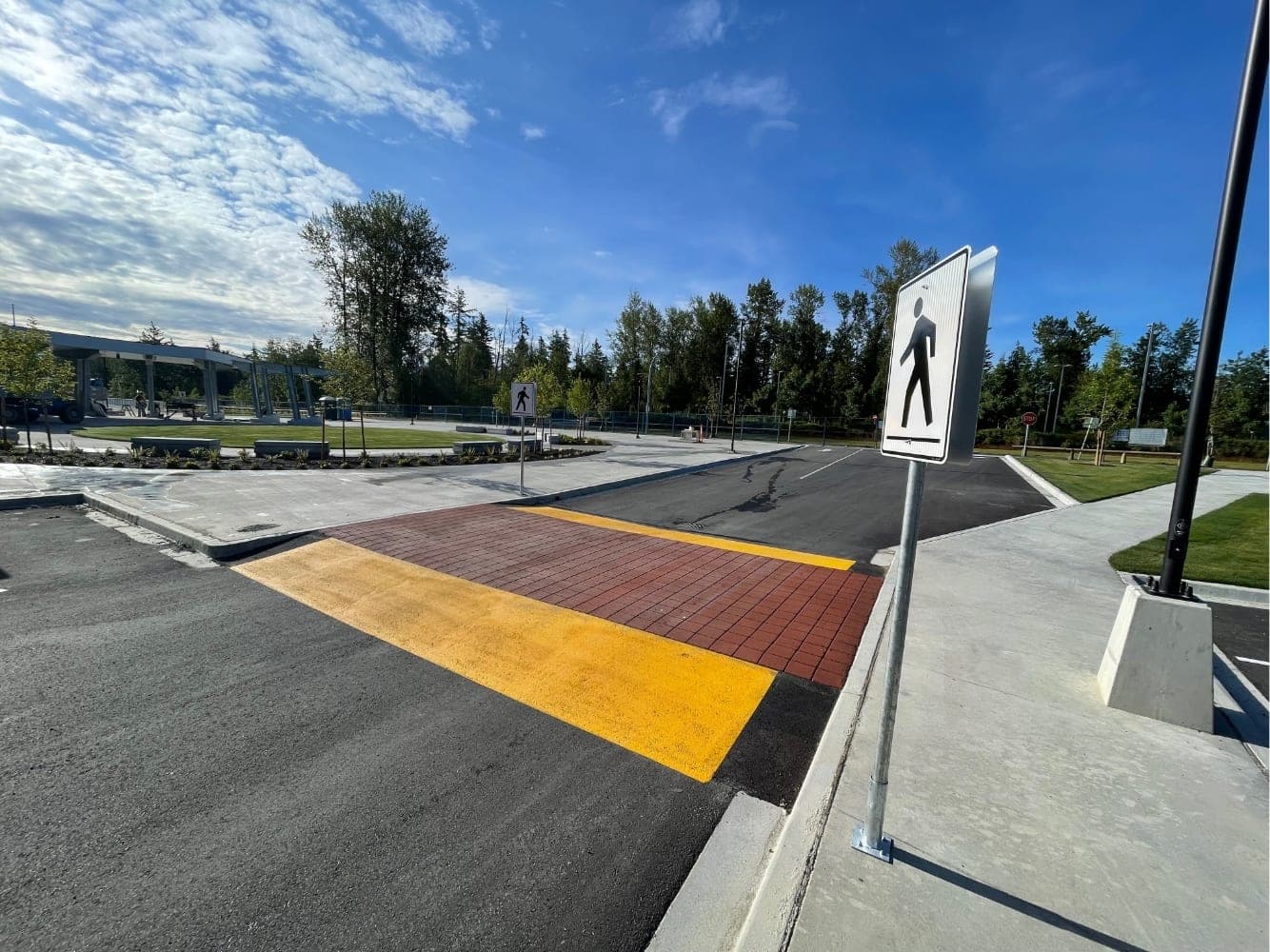 High-visibility school crosswalk — Grandview Heights