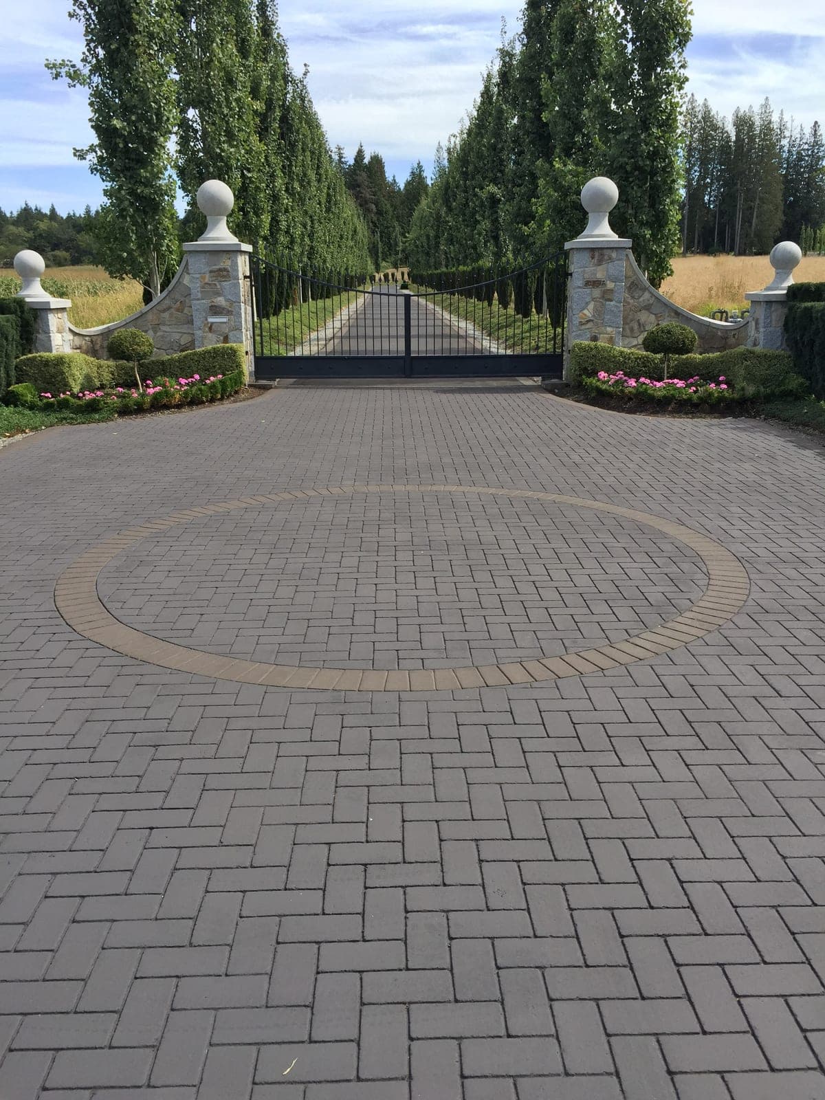 BC Driveways Done Right: What to Expect from a Premium Paving Install